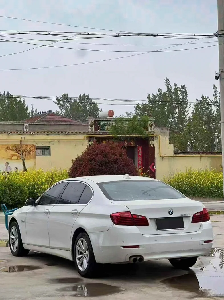 宝马5系 内饰前排