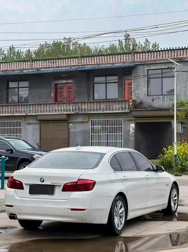 宝马5系 驾驶室