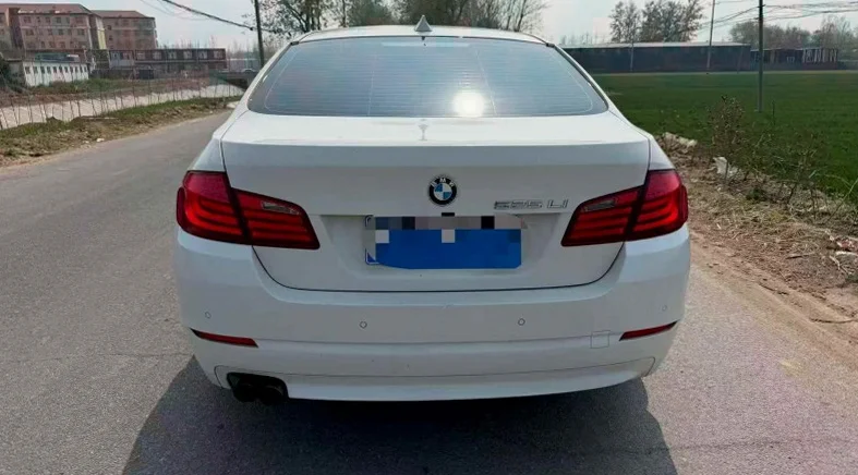 宝马5系 驾驶室