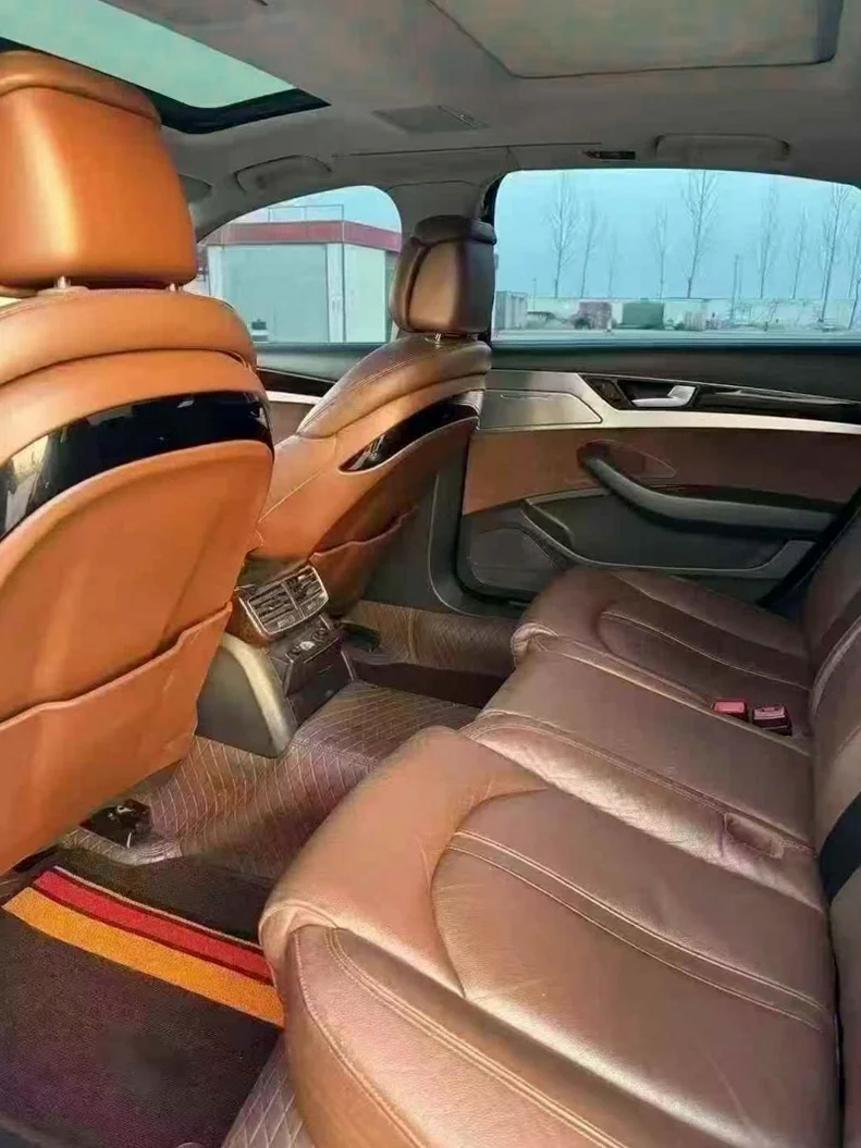 奥迪A8L 正面外观三