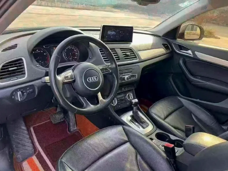 奥迪Q3 正面外观三