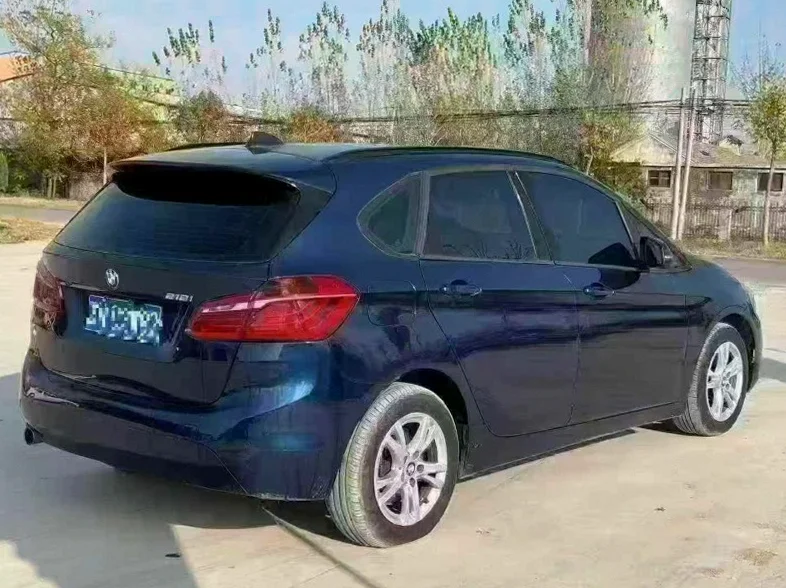 宝马2系 内饰后排