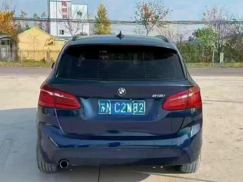 宝马2系 驾驶室