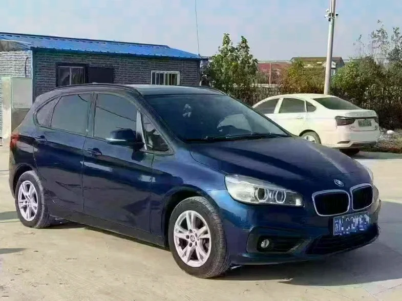 宝马2系 正面外观二