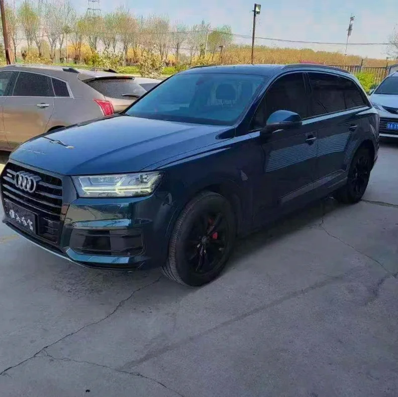 奥迪Q7 正面外观二