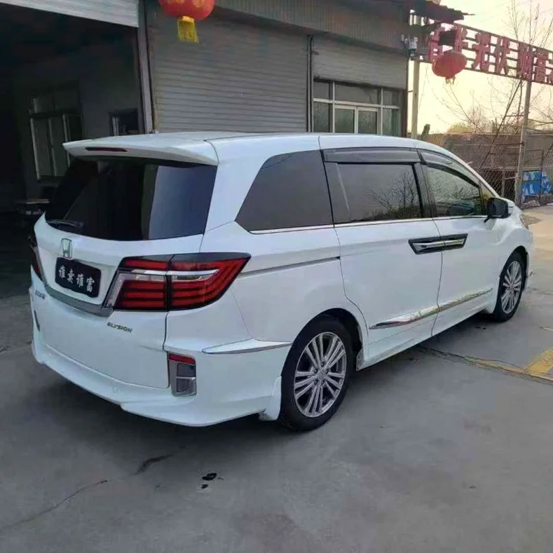 本田艾力绅 内饰后排