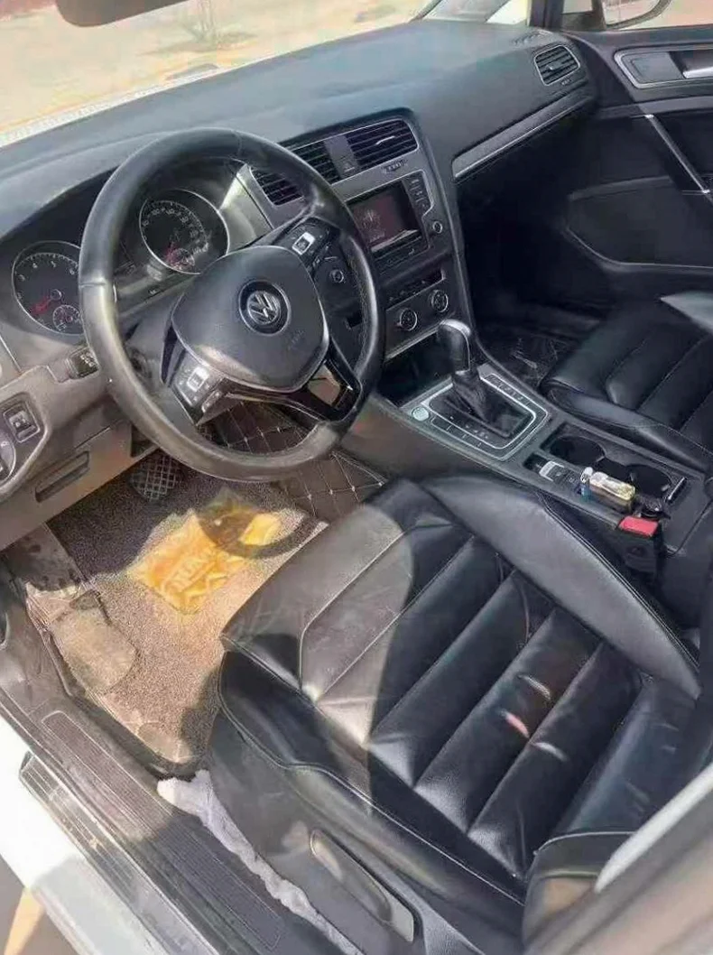 大众高尔夫 后面外观三