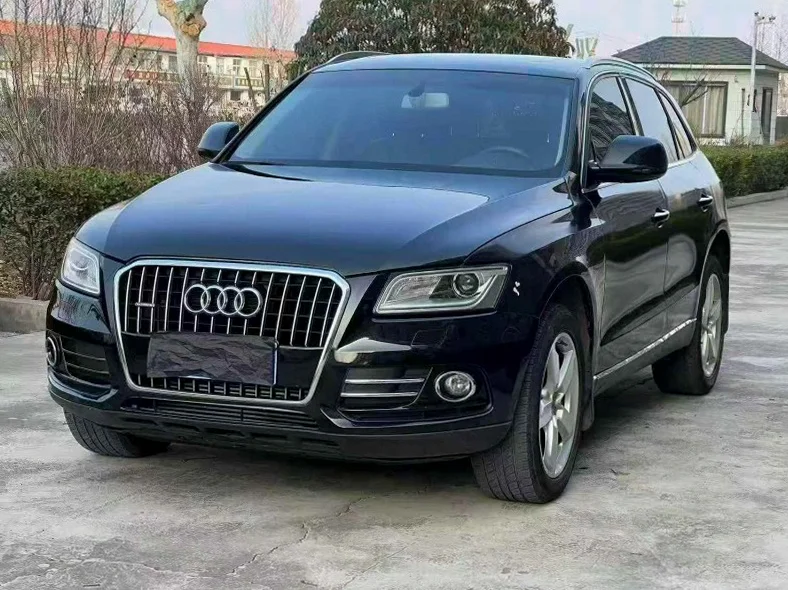 奥迪Q5 正面外观三