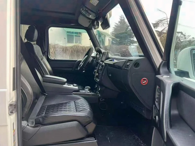 奔驰G 后面外观三