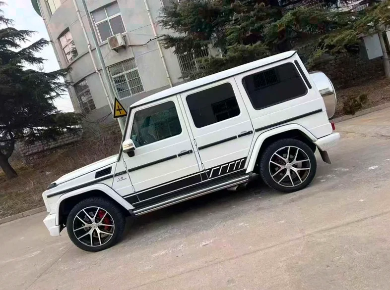 奔驰G 正面外观三
