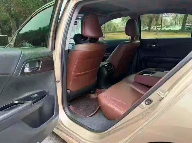 本田雅阁 后面外观三