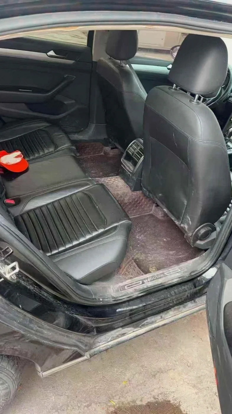 大众迈腾 后面外观一