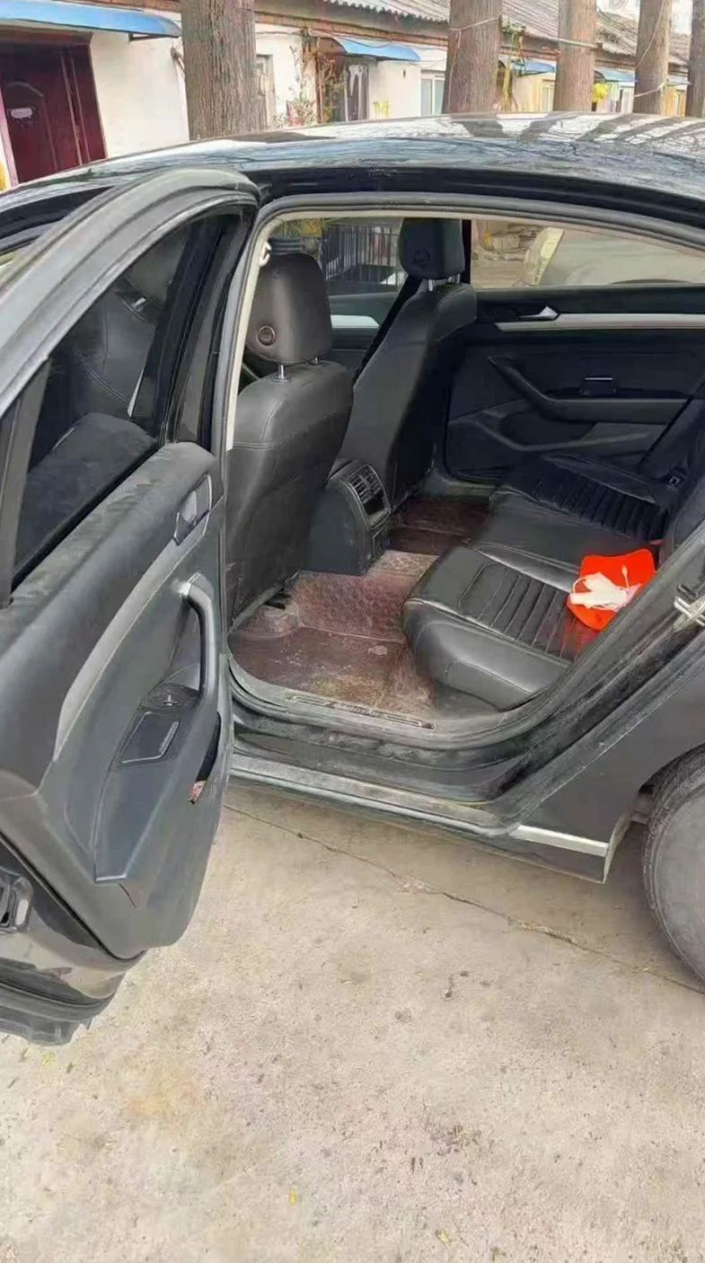 大众迈腾 正面外观三