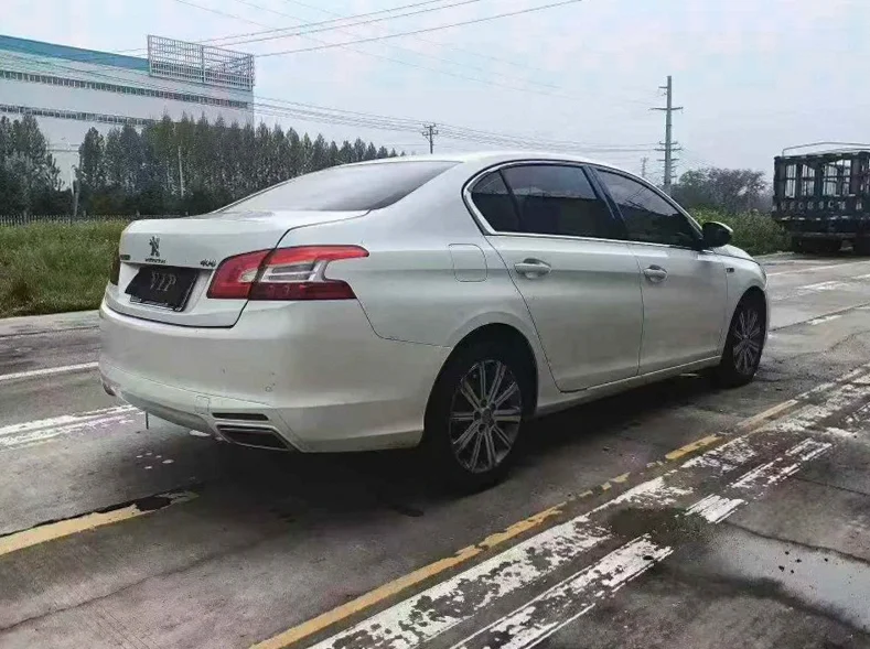 东风标致 内饰后排