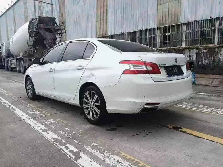 东风标致 内饰前排