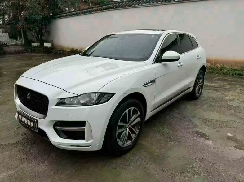 捷豹F-PACE 正面外观三