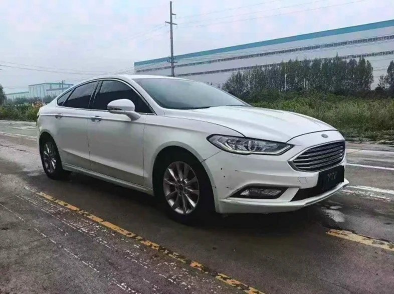 福特蒙迪欧 正面外观二