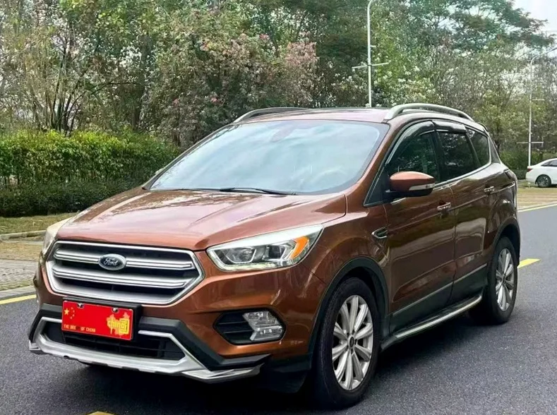 福特翼虎 正面外观二