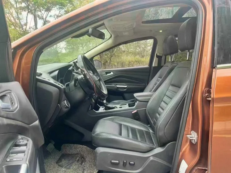 福特翼虎 后面外观二