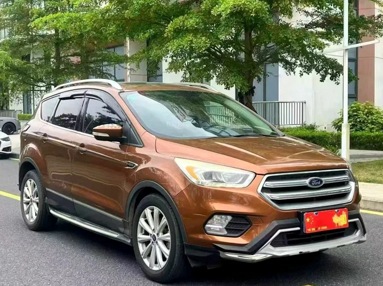 福特翼虎 正面外观三