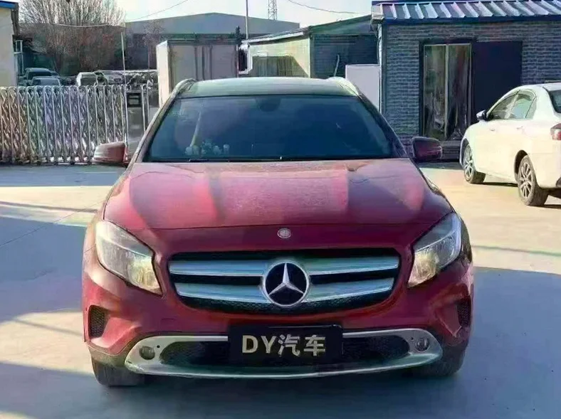 17年奔驰GLA200 1.6T顶配