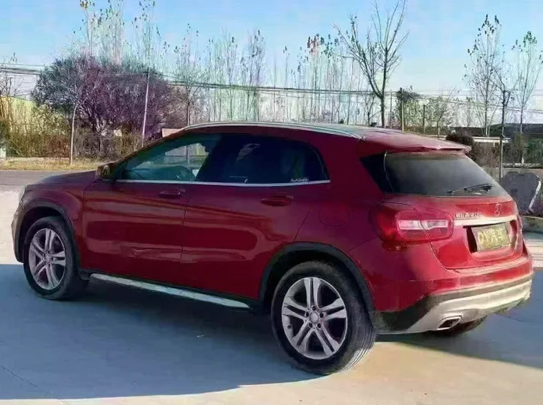 奔驰GLA 后面外观三