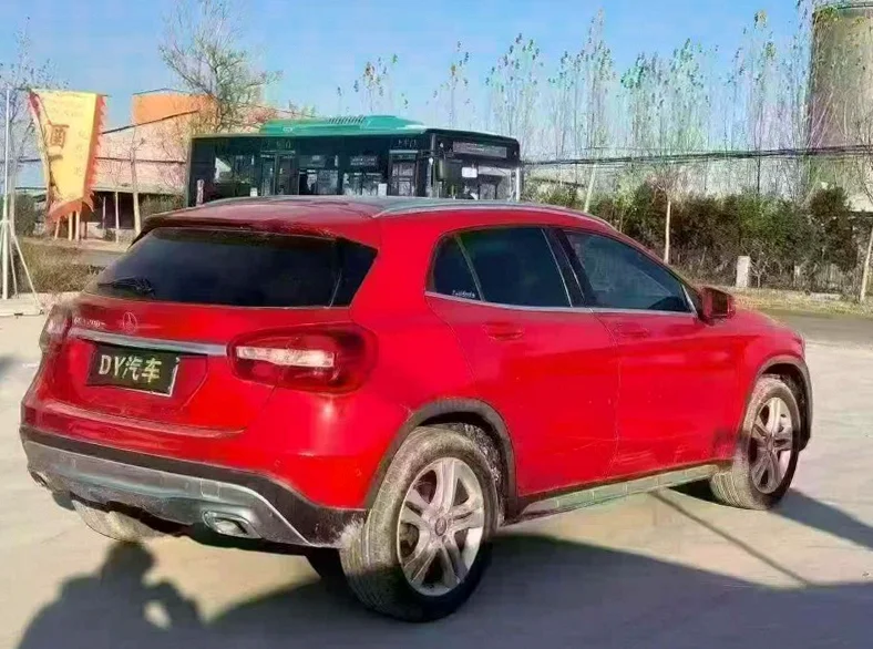 奔驰GLA 内饰前排