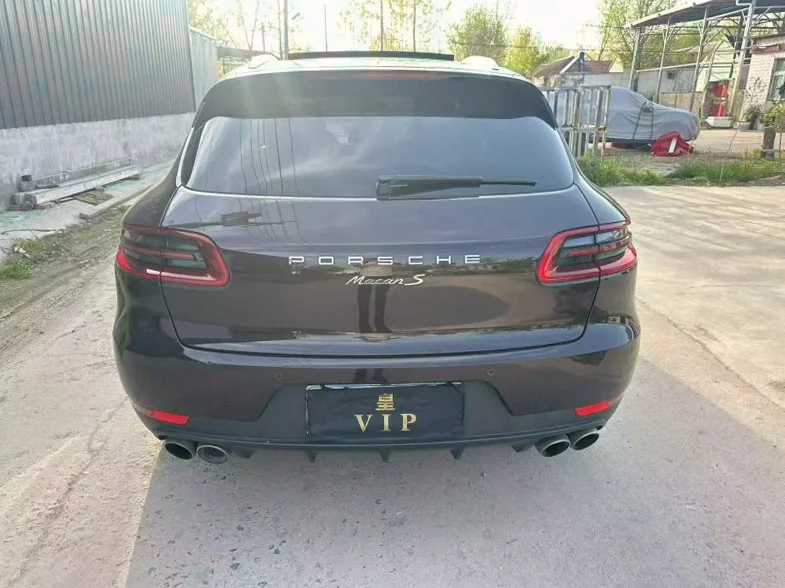 保时捷Macan 驾驶室