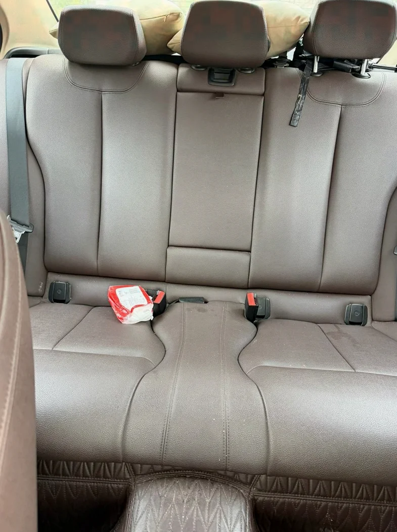 宝马3系 正面外观三