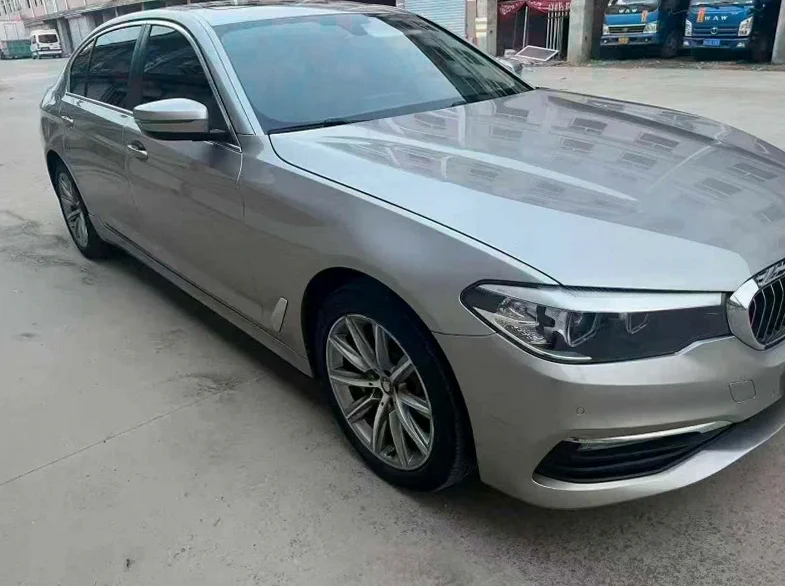 宝马5系 正面外观二