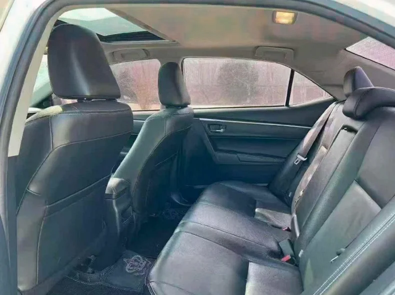 丰田卡罗拉 后面外观三