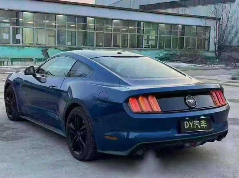 福特野马 内饰前排