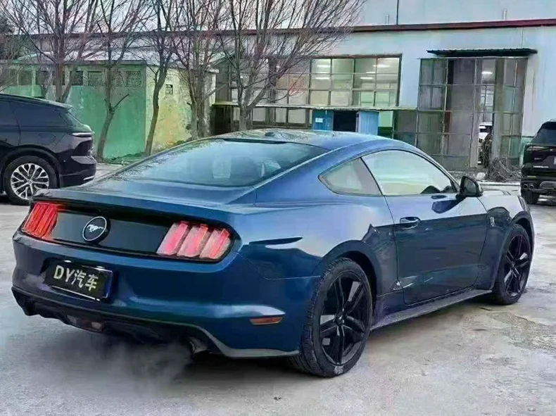 福特野马 后面外观二