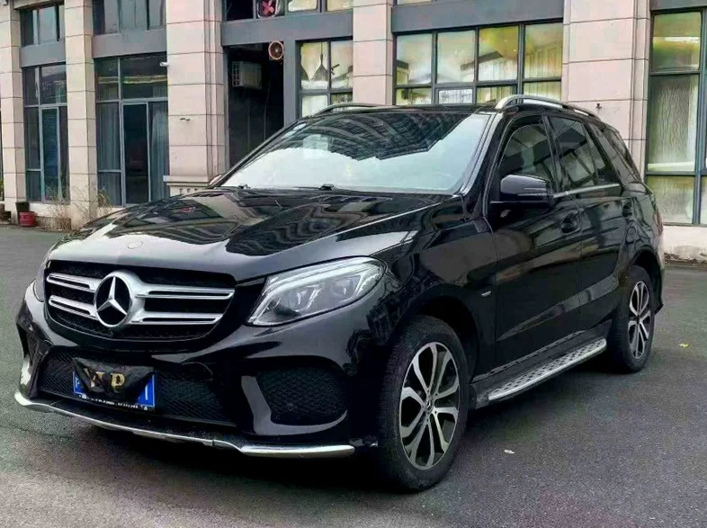 奔驰GLE 正面外观三