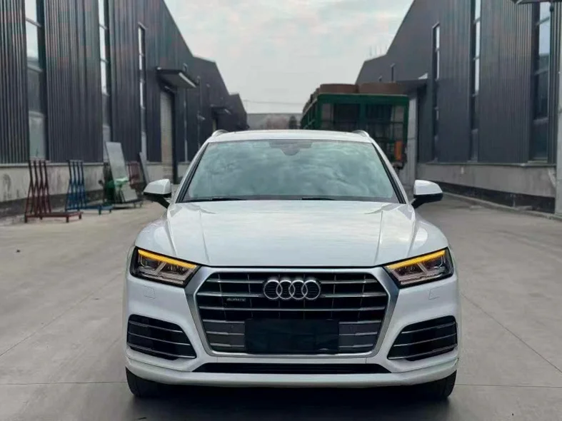 19年奥迪Q5L四驱自动顶配