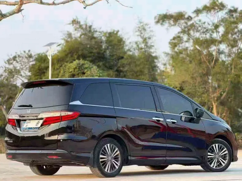 本田奥德赛 驾驶室