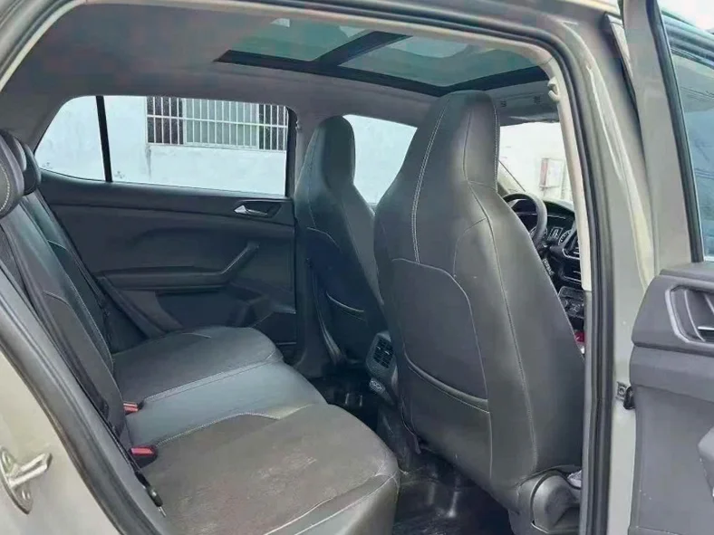 大众途铠 后面外观二