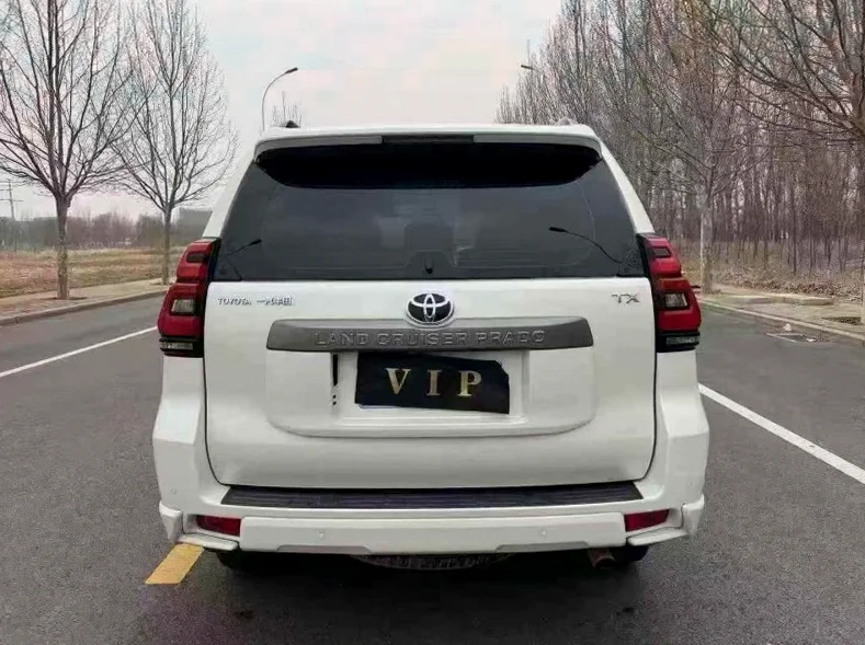 丰田普拉多 内饰后排