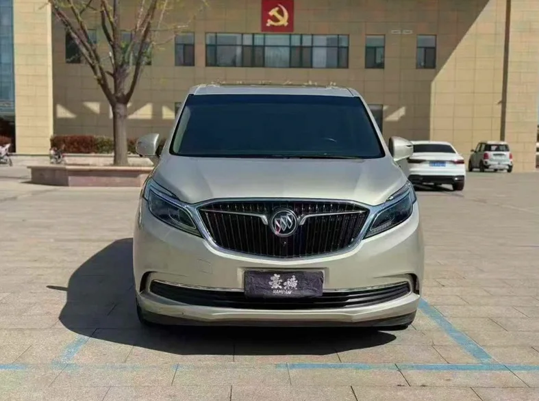 19年别克GL8 SE 2.0T尊享版