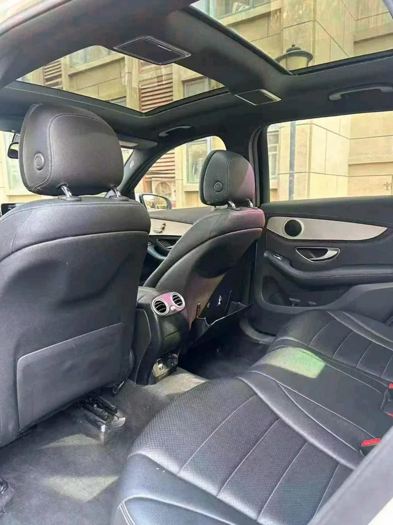 奔驰GLC 后面外观二