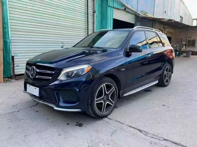 奔驰GLE 正面外观二