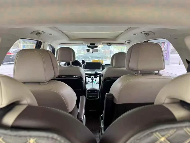 吉利嘉际 内饰后排