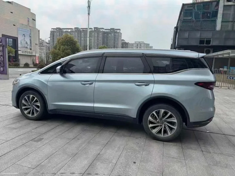 吉利嘉际 正面外观三