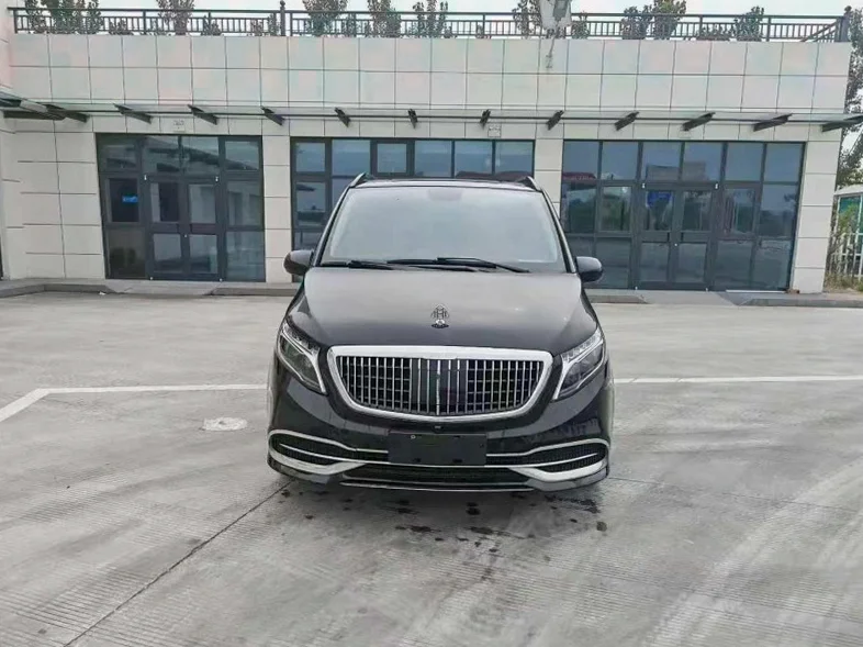 20年奔驰威霆 2.0T自动7座高配