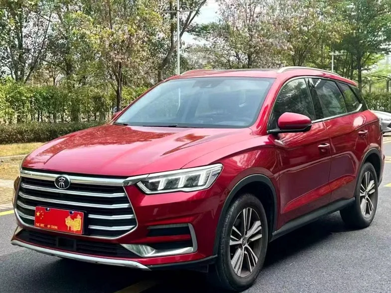 比亚迪宋 正面外观二