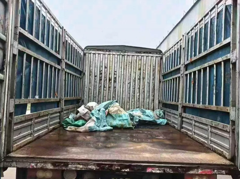 福田奥铃 后面外观三