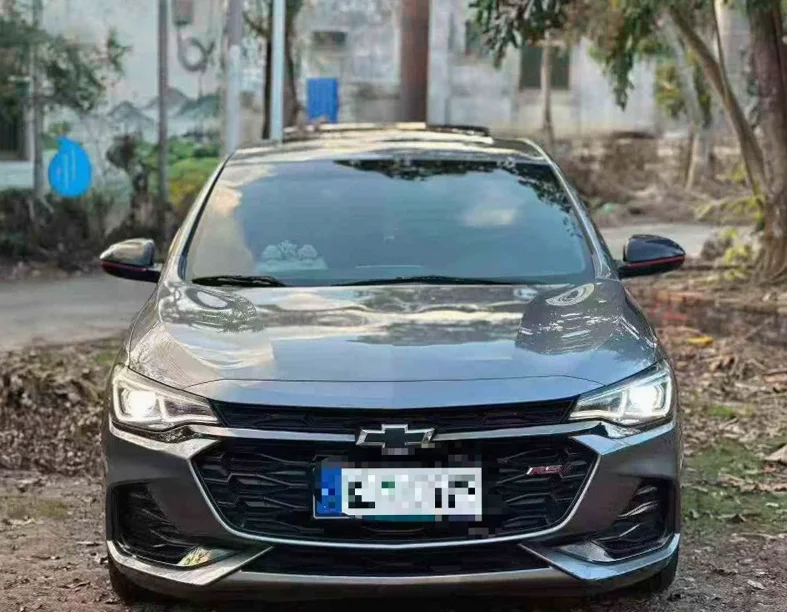 20年雪佛兰科鲁泽RS 1.3T天窗导航