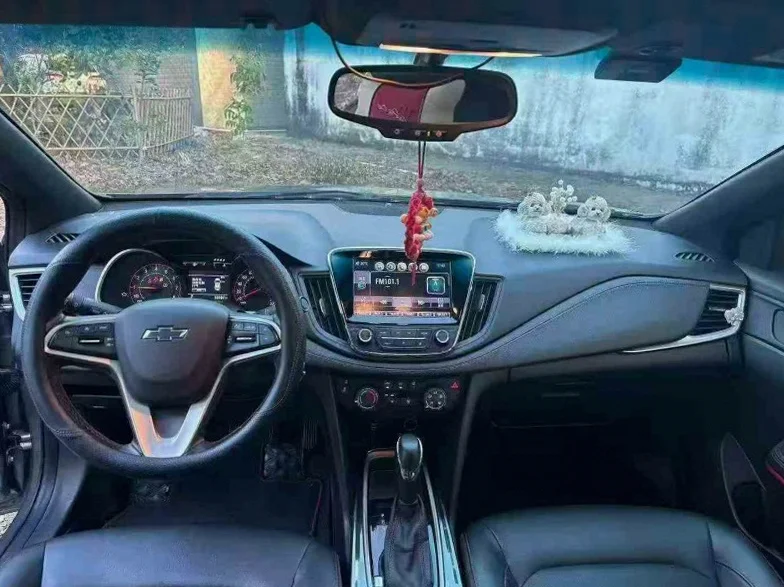 雪佛兰科鲁泽 后面外观三