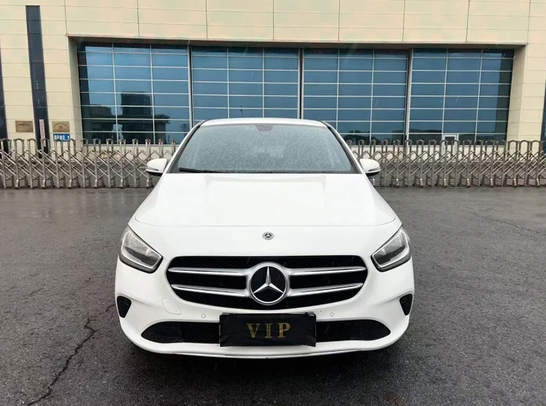 21年奔驰B180 进口顶配