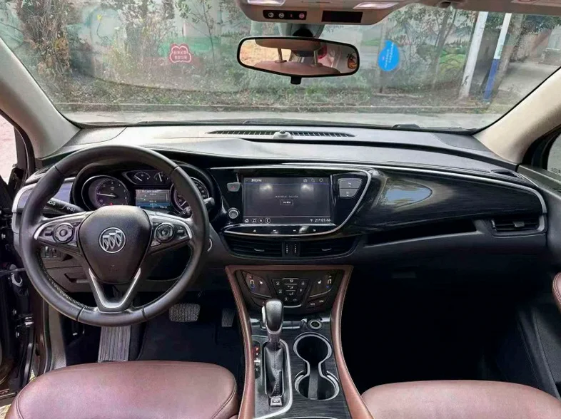 别克昂科威 后面外观一